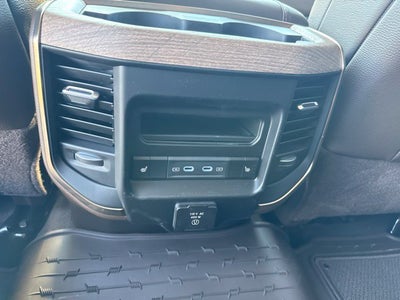 2027 RAM Ram 3500 RAM 3500 LIMITED LONGHORN MEGA CAB 4X4 6'4' BOX