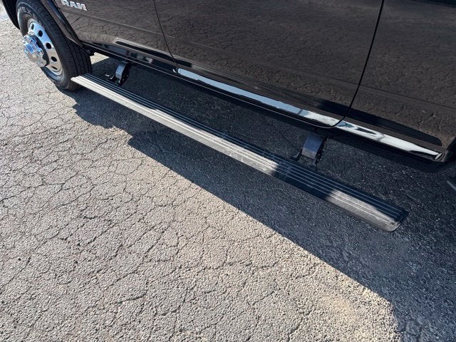 2027 RAM Ram 3500 RAM 3500 LIMITED LONGHORN MEGA CAB 4X4 6'4' BOX