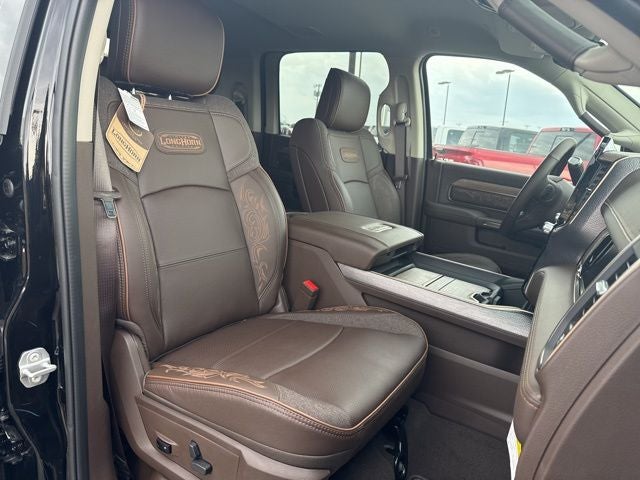 2026 RAM Ram 3500 RAM 3500 LIMITED LONGHORN MEGA CAB 4X4 6'4' BOX