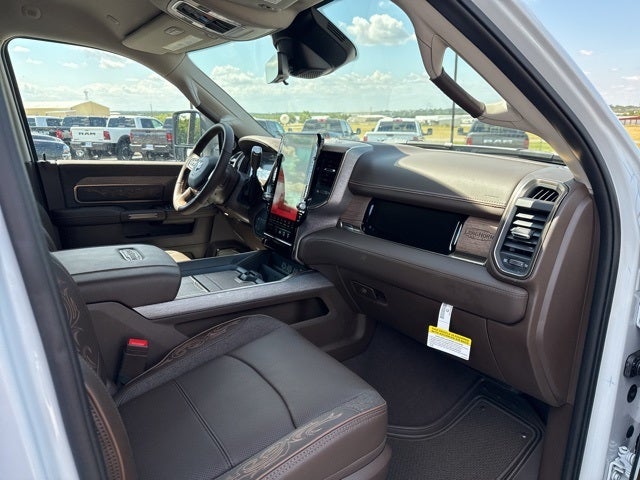 2025 RAM Ram 3500 RAM 3500 LIMITED LONGHORN CREW CAB 4X4 8' BOX