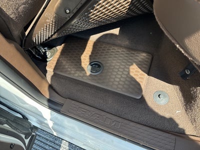 2025 RAM Ram 3500 RAM 3500 LIMITED LONGHORN CREW CAB 4X4 8' BOX