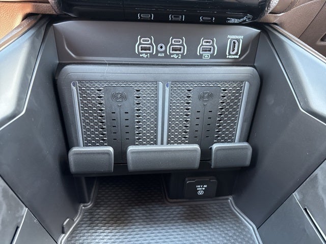 2025 RAM Ram 3500 RAM 3500 LIMITED LONGHORN CREW CAB 4X4 8' BOX