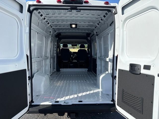 2027 RAM ProMaster Cargo Van Tradesman