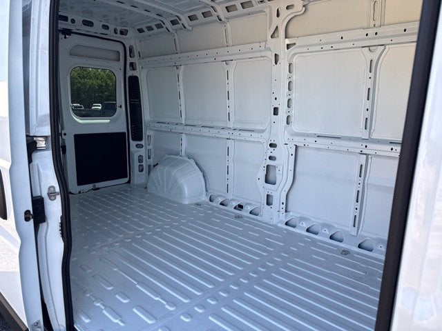 2027 RAM ProMaster Cargo Van Tradesman