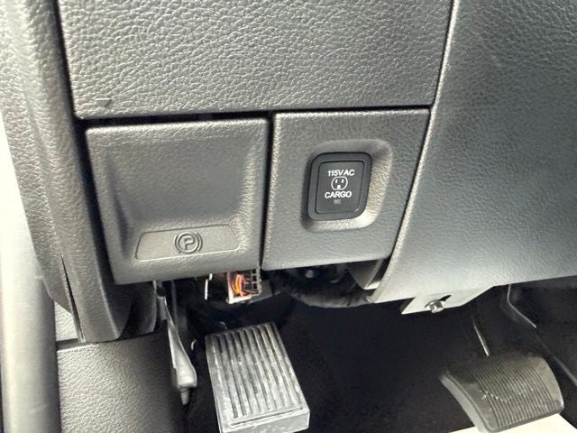 2026 RAM 2500 RAM 2500 TRADESMAN CREW CAB 4X4 6'4' BOX