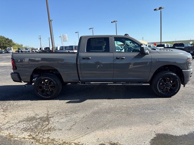 2027 RAM Ram 2500 RAM 2500 BLACK EXPRESS CREW CAB 4X4 6'4' BOX
