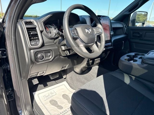 2026 RAM 2500 RAM 2500 TRADESMAN CREW CAB 4X4 6'4' BOX