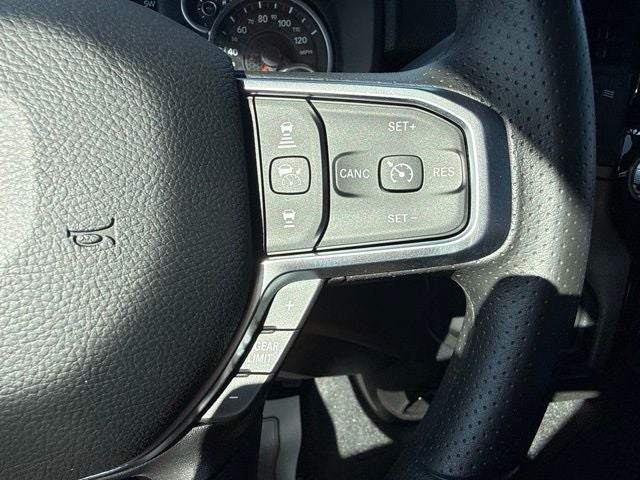 2026 RAM 2500 RAM 2500 TRADESMAN CREW CAB 4X4 6'4' BOX