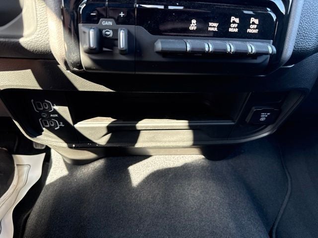 2026 RAM 2500 RAM 2500 TRADESMAN CREW CAB 4X4 6'4' BOX