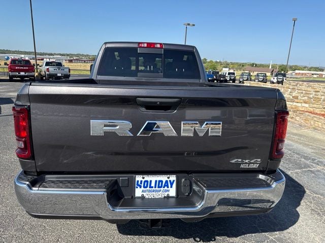 2026 RAM 2500 RAM 2500 TRADESMAN CREW CAB 4X4 6'4' BOX
