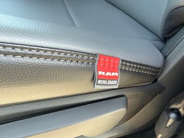 2026 RAM Ram 2500 RAM 2500 TRADESMAN CREW CAB 4X4 8' BOX