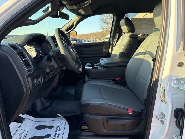 2026 RAM Ram 4500 Chassis Cab RAM 4500 TRADESMAN CHASSIS CREW CAB 4X4 60' CA