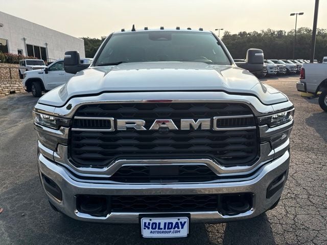 2026 RAM 4500 Chassis RAM 4500 TRADESMAN CHASSIS CREW CAB 4X4 60' CA