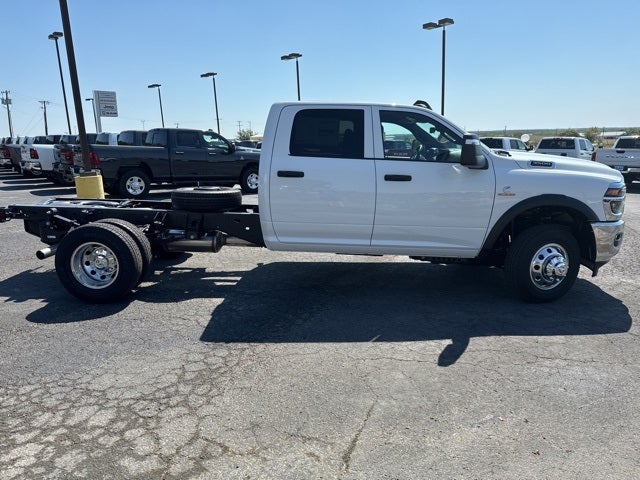 2026 RAM Ram 3500 Chassis Cab RAM 3500 TRADESMAN CREW CAB CHASSIS 4X4 60' CA