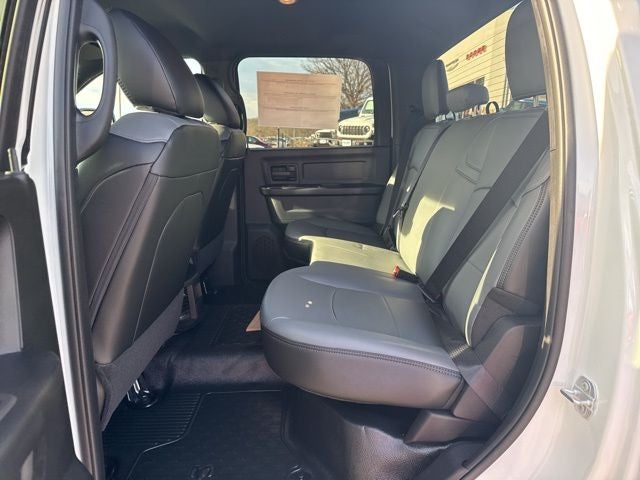 2026 RAM Ram 3500 Chassis Cab RAM 3500 TRADESMAN CREW CAB CHASSIS 4X4 60' CA