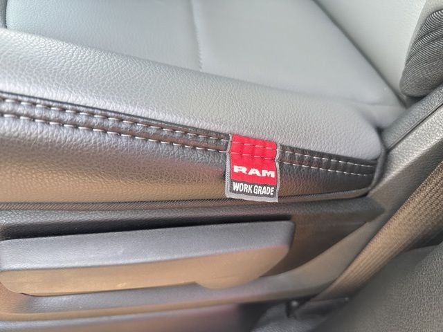 2026 RAM Ram 3500 Chassis Cab RAM 3500 TRADESMAN CREW CAB CHASSIS 4X4 60' CA