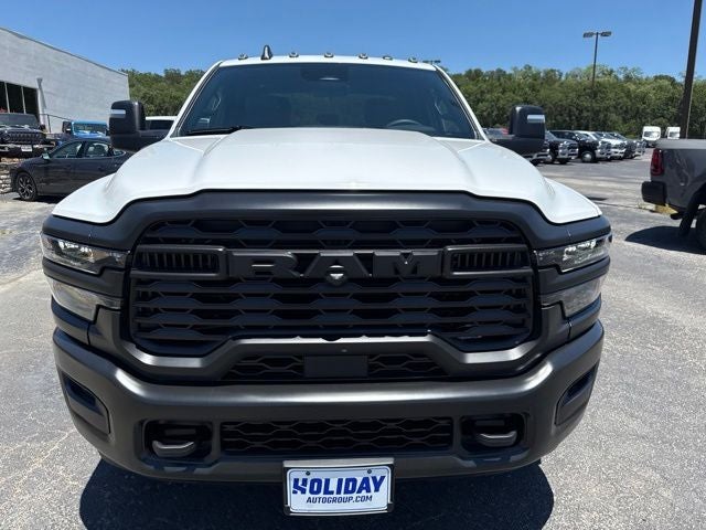 2026 RAM Ram 3500 Chassis Cab RAM 3500 TRADESMAN CREW CAB CHASSIS 4X4 60' CA