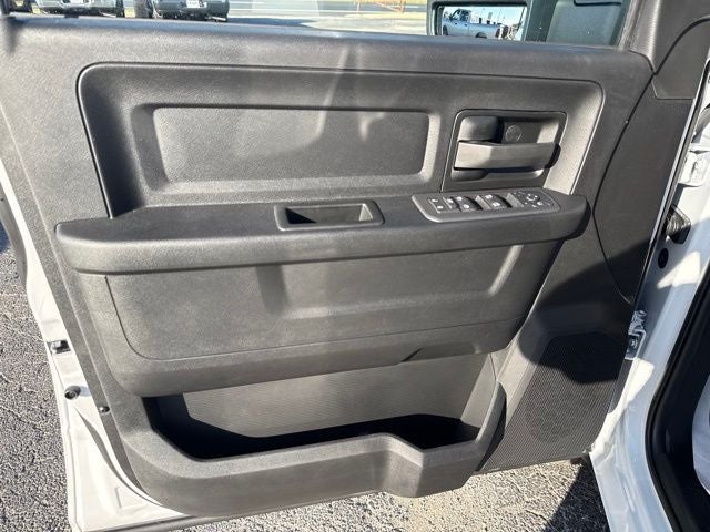 2027 RAM 3500 Chassis Cab Tradesman
