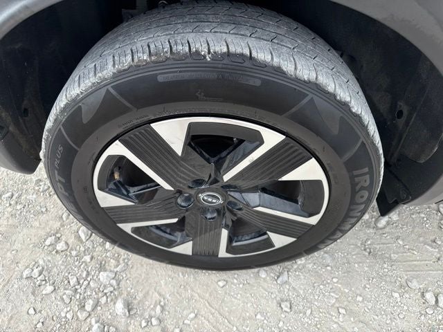 2025 Nissan Kicks SV Intelligent AWD