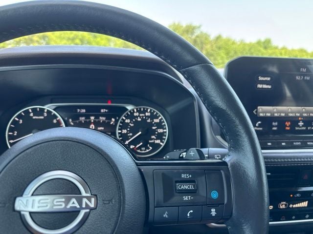 2023 Nissan Rogue SL FWD
