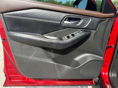 2023 Nissan Rogue SL FWD