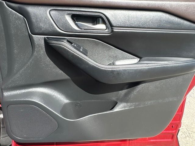 2023 Nissan Rogue SL FWD