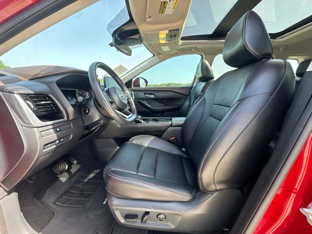 2023 Nissan Rogue SL FWD