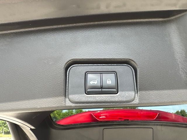 2023 Nissan Rogue SL FWD